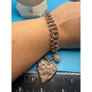 Guess Rose Gold Tone Heart Charm Bracelet Rhinestone Curb Chain 7.5in‎